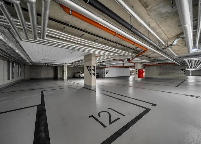 Warsaw Praga - Workspace, Balcony And Parking By Rentujemy