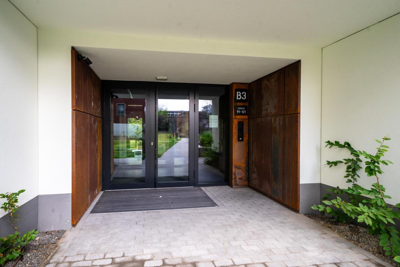 Apartment Praga - Workspace, Balcony And Parking By Rentujemy Warsaw