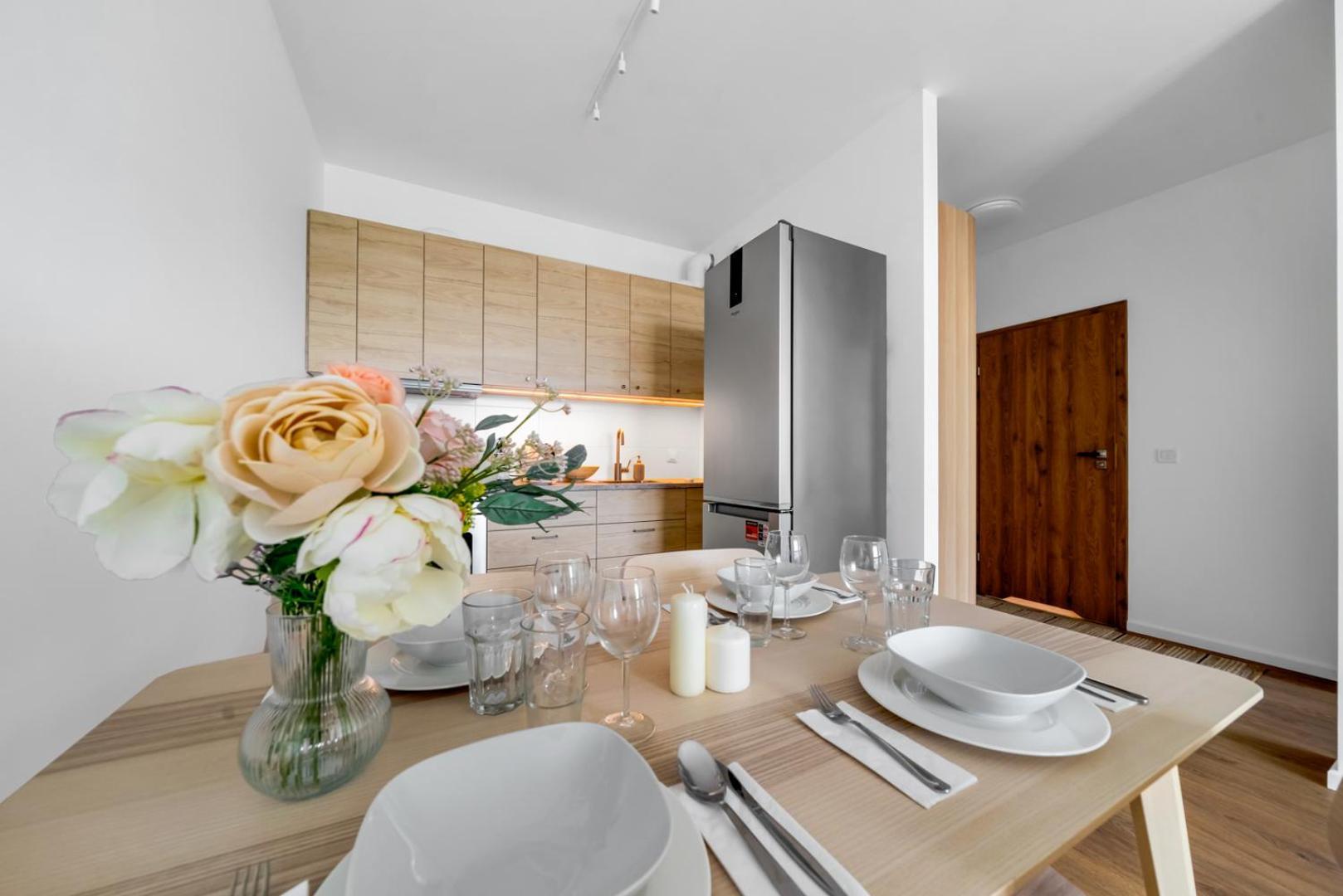 Praga - Workspace, Balcony And Parking By Rentujemy Apartment Warsaw